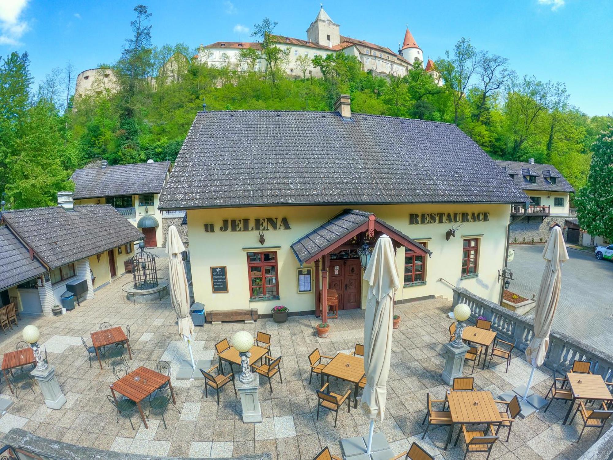 Resort U Jelena Krivoklat Exterior photo